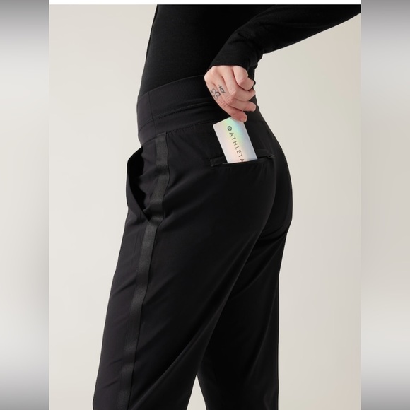 Athleta Nolita slim tapered crop pants - Picture 6 of 8